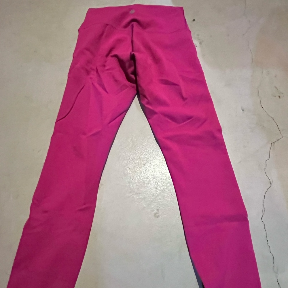 Lululemon Pink Women's Leggings - Picture 2 of 4